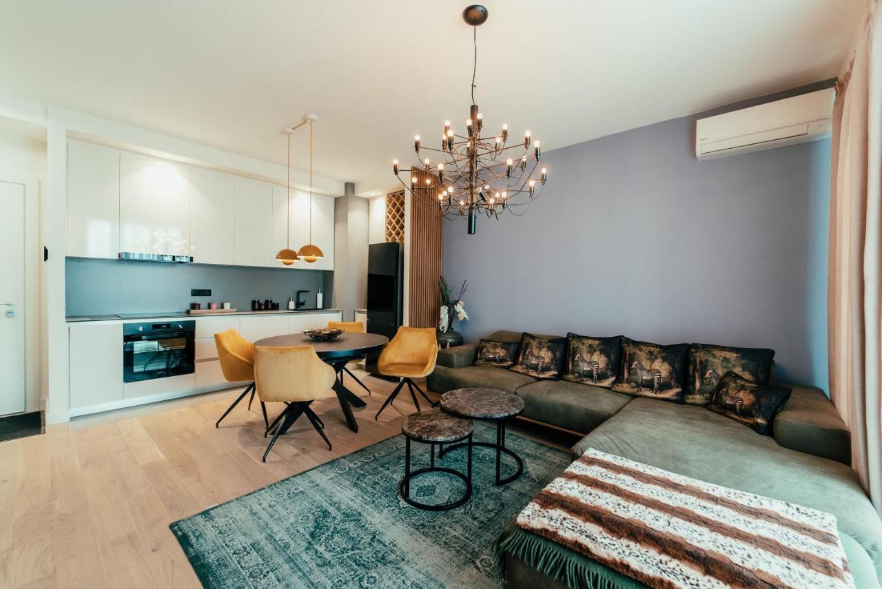 Waterfront Luxury Suites Belgrado Exterior foto